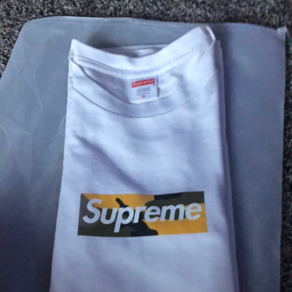 Supreme Brooklyn box logo
